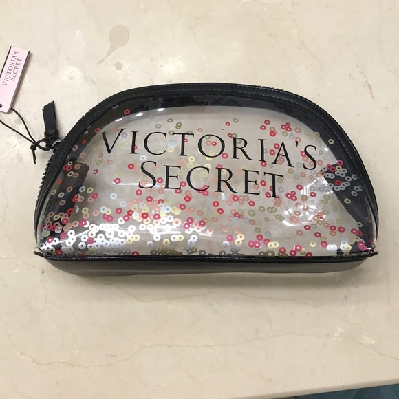 Victoria's Secret Handbags - Victoria’s Secret Makeup Bag